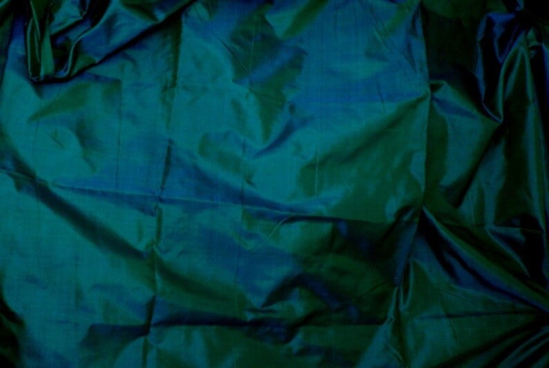 Rich Green Teal Taffeta Silk Fabric, Taffeta Silk Fabric, Peacock Green Taffeta Fabric, Light Silk Taffeta Fabric for Wedding Gown, Faux Taffeta Fabric, Plain Taffeta Silk Fabric By The Yard/Meter