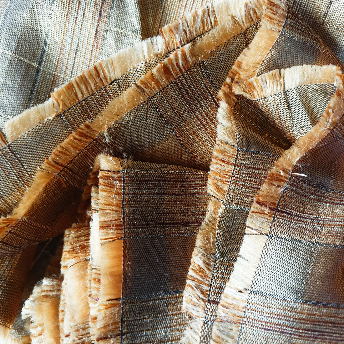 Gold Stripe Silk Taffeta Fabric, Plain Taffeta Silk, Pure Silk Taffeta Fabric, Taffeta Fabric, Light Silk Taffeta Fabric for Wedding Gown, Plain Taffeta Silk Fabric by the Yard/Meter